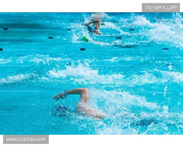 跳水运动的魅力与挑战探索:技术、艺术与身体极限的完美结合 跳水运动的魅力与挑战探索:技术、艺术与身体极限的完美结合
