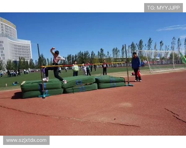 最新体育比分全景回顾:焦点赛事逐一分析与精彩瞬间集锦 最新体育比分全景回顾:焦点赛事逐一分析与精彩瞬间集锦