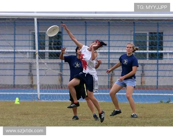 深入分析上海飞盘队中路突破战术的创新与应用 深入分析上海飞盘队中路突破战术的创新与应用