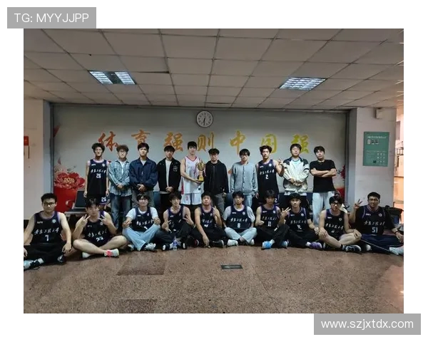 以篮球为纽带探索团队协作精神与青春拼搏力量的无限可能